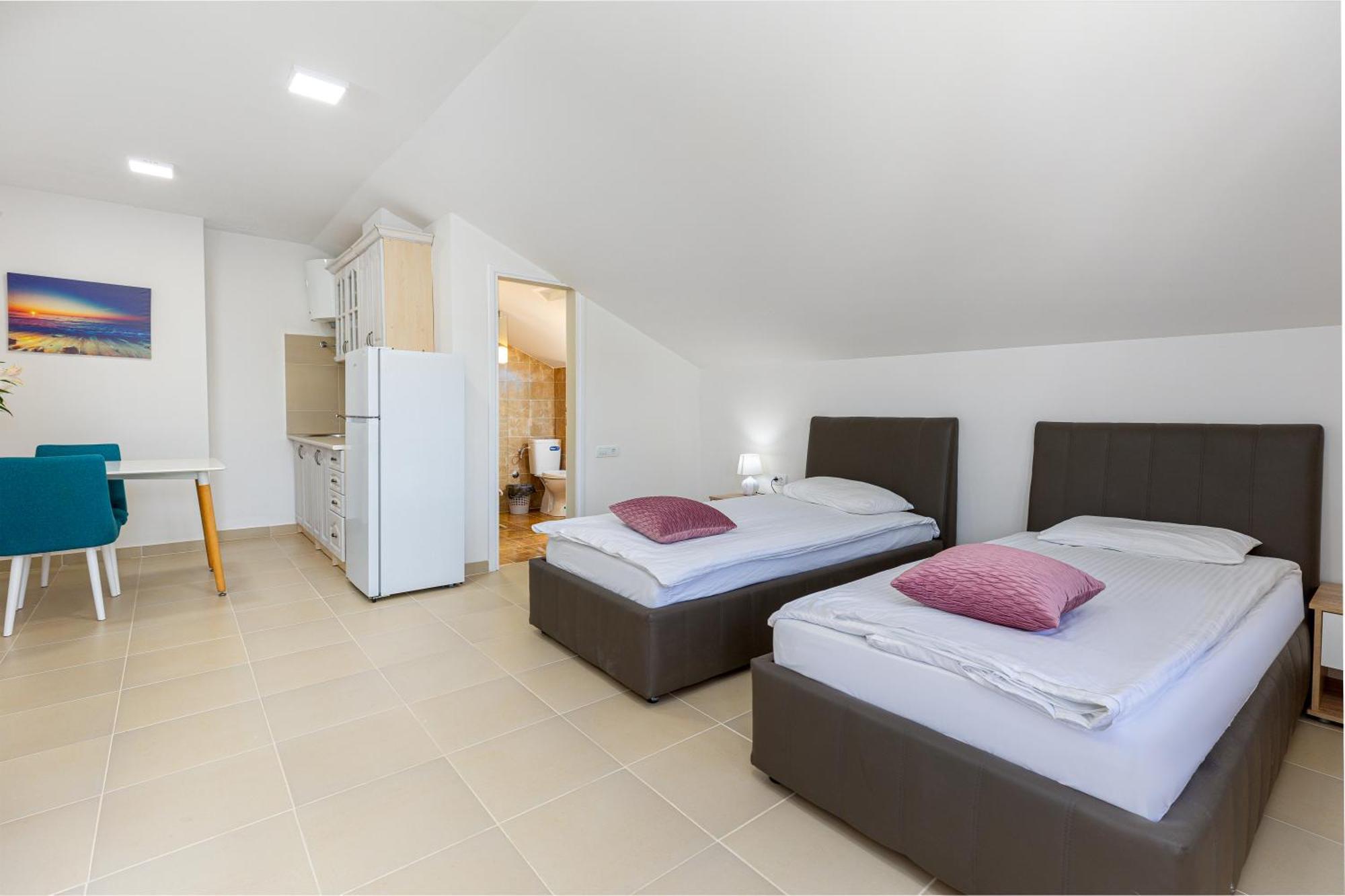 Apartments Lustica Radovici Szoba fotó